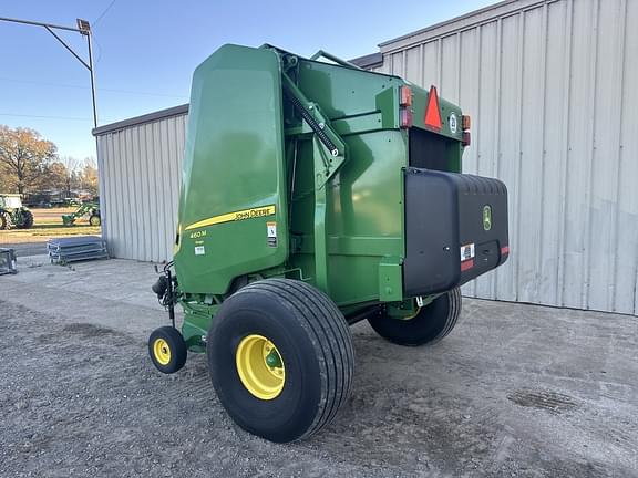 Image of John Deere 460M Silage equipment image 2