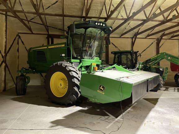 Image of John Deere 500R equipment image 1