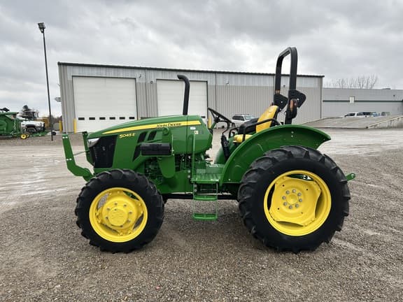 Image of John Deere 5045E Primary image