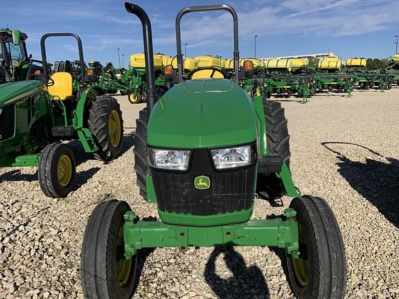 Image of John Deere 5045E equipment image 2