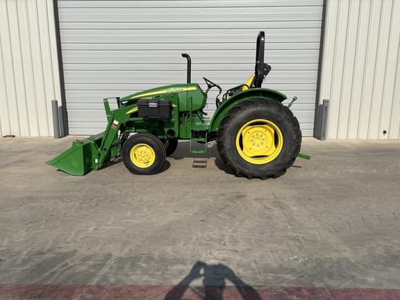 Image of John Deere 5045E equipment image 1