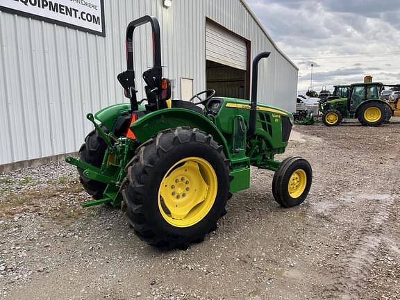 Image of John Deere 5045E equipment image 2