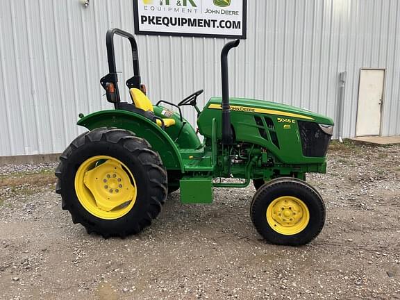 Image of John Deere 5045E equipment image 1