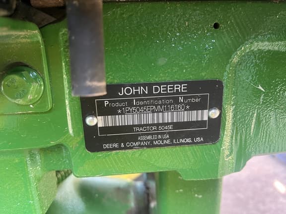 Image of John Deere 5045E equipment image 1
