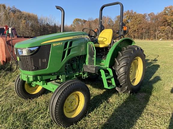 Image of John Deere 5045E Primary image