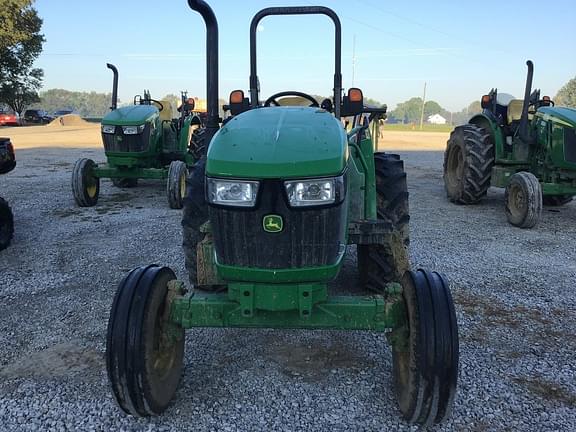 Image of John Deere 5045E equipment image 2