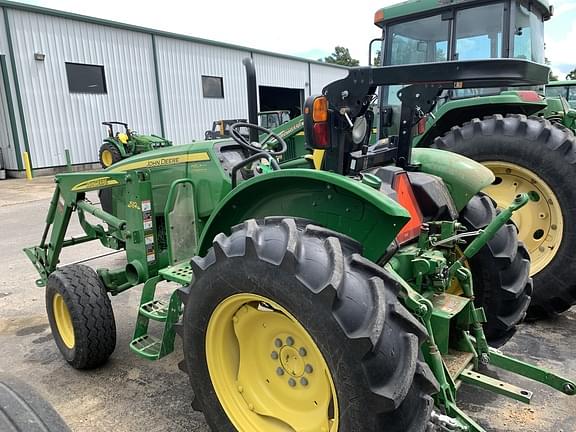 Image of John Deere 5045E equipment image 1