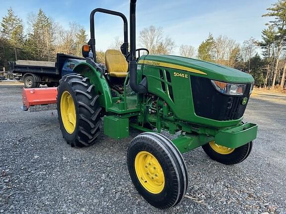 Image of John Deere 5045E Image 1