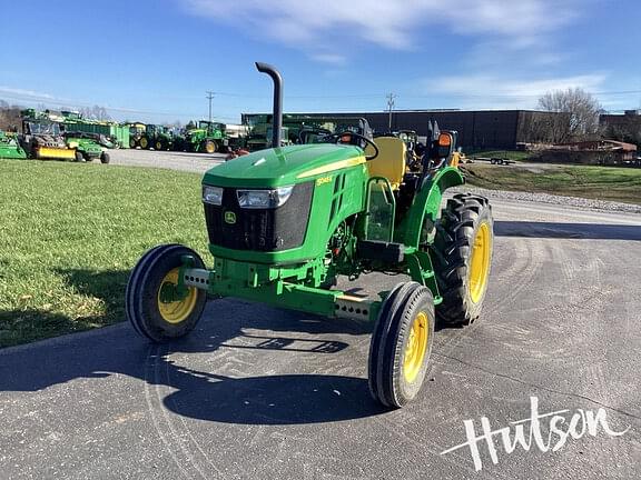 Image of John Deere 5045E equipment image 3