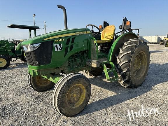 Image of John Deere 5045E equipment image 1