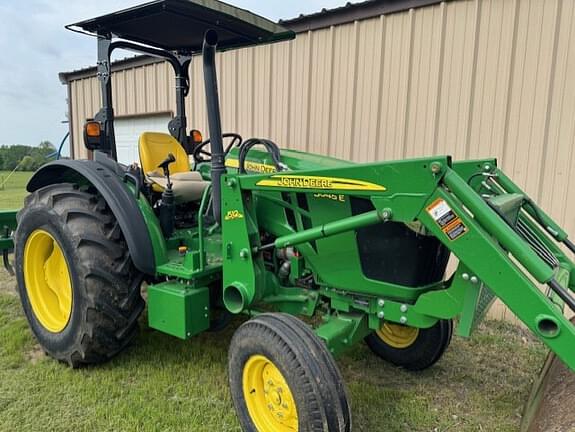 Image of John Deere 5045E equipment image 2