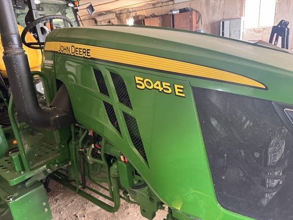 2021 John Deere 5045E Equipment Image0