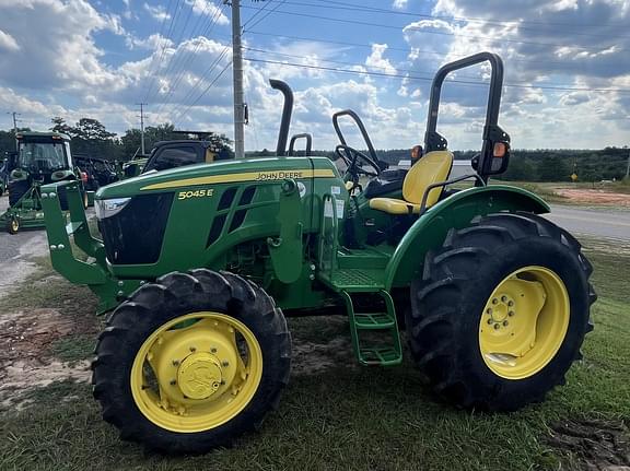 Image of John Deere 5045E Primary image