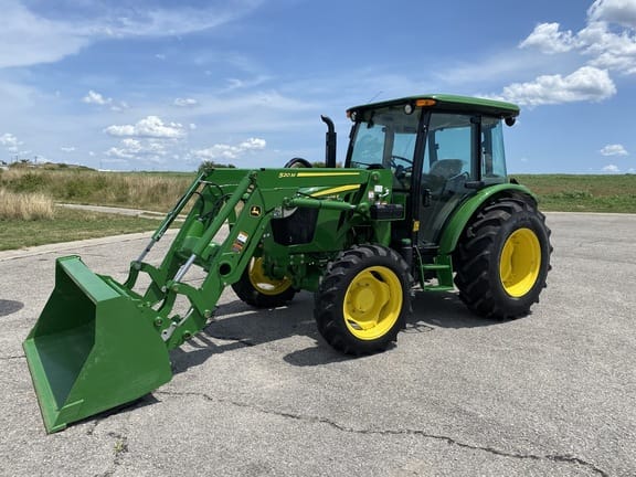 Main image John Deere 5055E