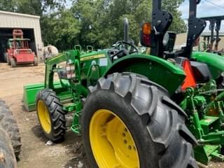 Image of John Deere 5055E equipment image 2