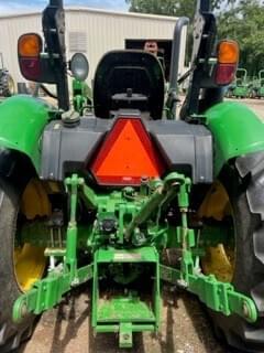 Image of John Deere 5055E equipment image 1