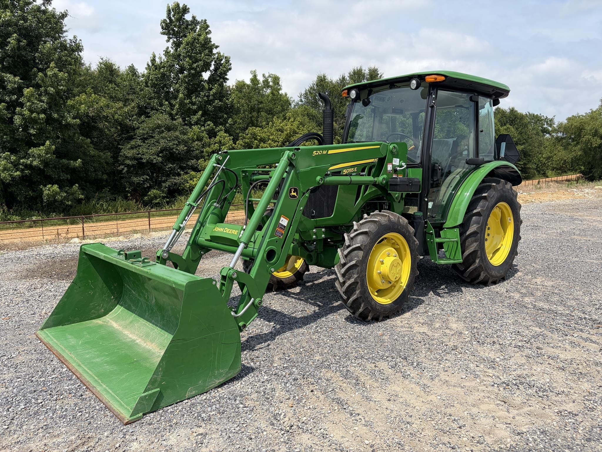 2021 John Deere 5055E Equipment Image0