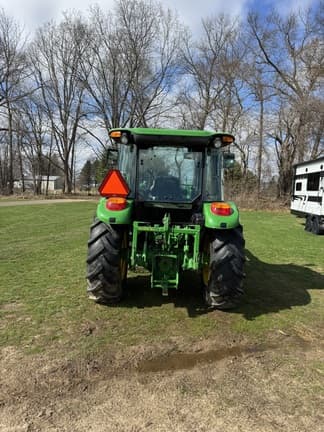 Image of John Deere 5055E equipment image 2