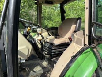 Image of John Deere 5055E equipment image 1