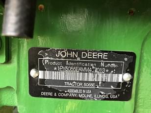 Main image John Deere 5055E 3