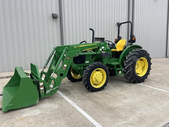 Image of John Deere 5055E equipment image 3