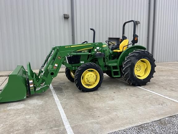 Image of John Deere 5055E equipment image 2