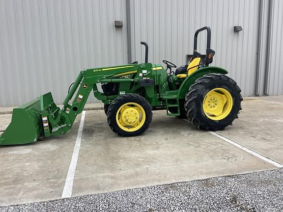 Image of John Deere 5055E equipment image 1