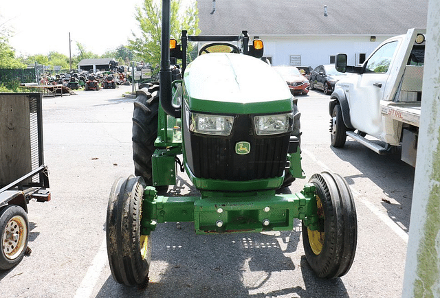 Image of John Deere 5055E equipment image 1