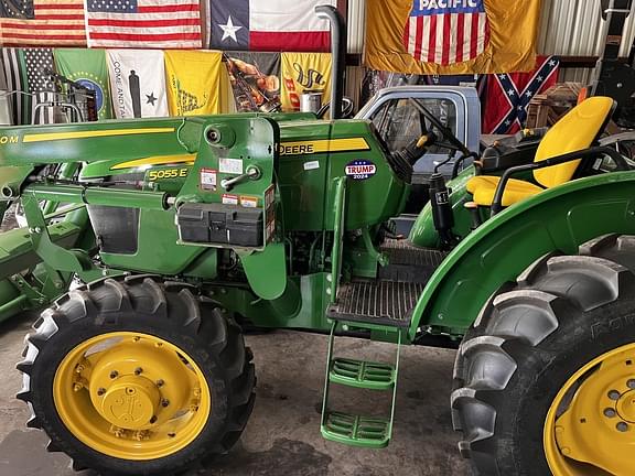 Image of John Deere 5055E equipment image 2