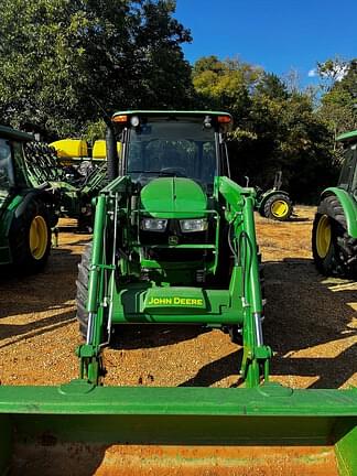 Image of John Deere 5055E equipment image 1