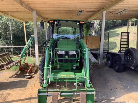 Image of John Deere 5055E equipment image 1