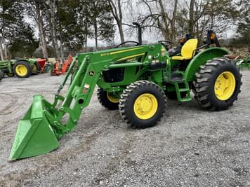 Main image John Deere 5055E