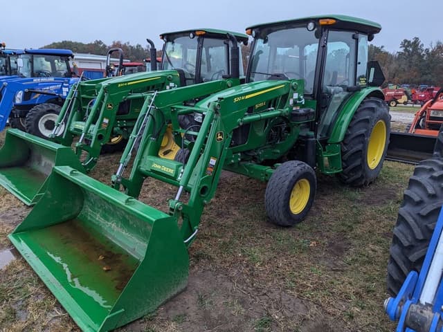 Image of John Deere 5055E equipment image 3