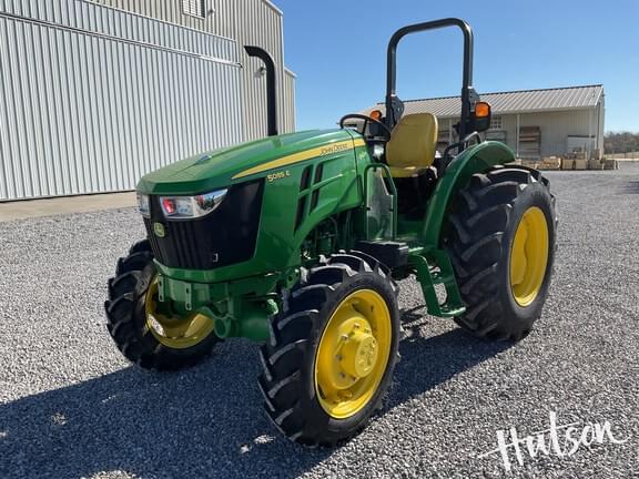 Image of John Deere 5055E equipment image 1