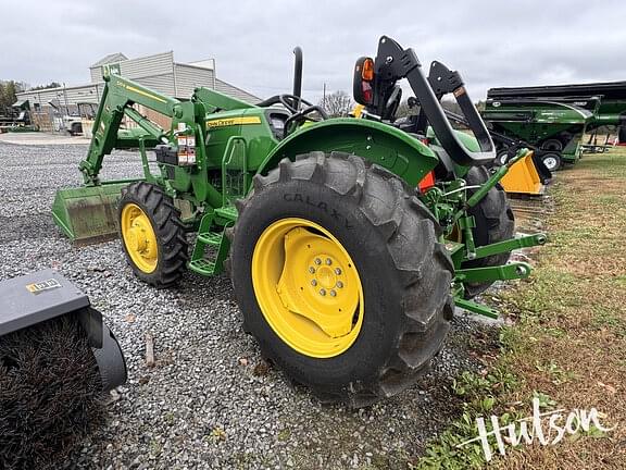 Image of John Deere 5055E equipment image 2