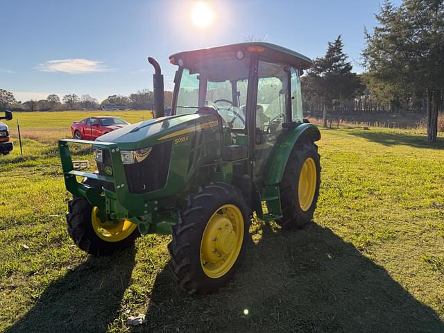 Image of John Deere 5055E equipment image 2