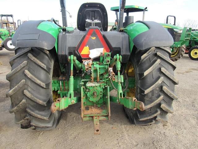 Image of John Deere 5055E equipment image 2