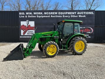 Main image John Deere 5055E