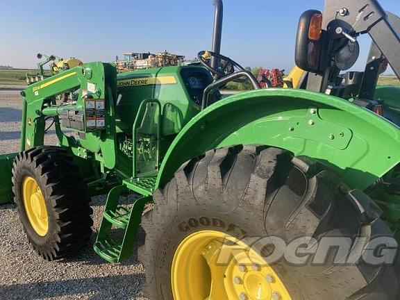 Image of John Deere 5055E equipment image 2