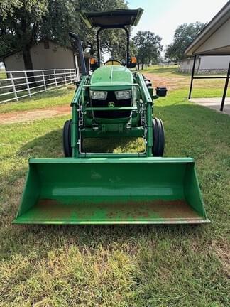 Image of John Deere 5055E equipment image 3