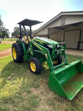 Image of John Deere 5055E equipment image 4
