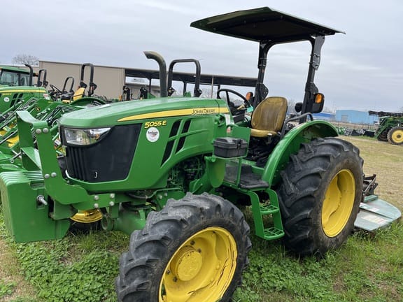 Main image John Deere 5055E