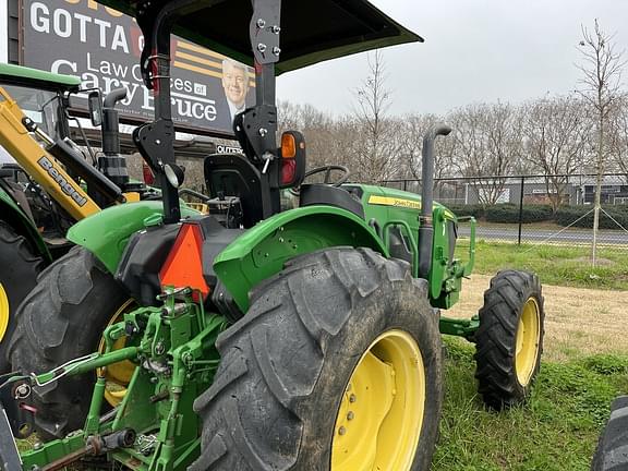 Image of John Deere 5055E equipment image 2