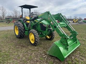 Main image John Deere 5055E