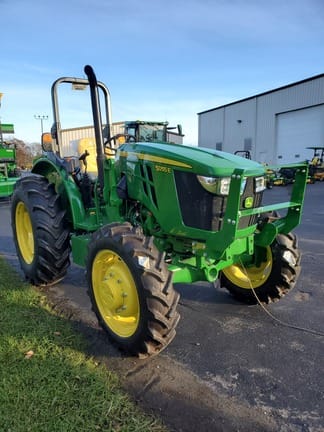 Main image John Deere 5055E