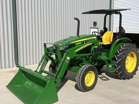 Image of John Deere 5055E equipment image 1