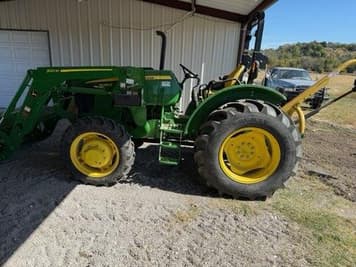 Main image John Deere 5055E