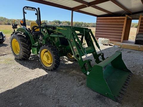 Image of John Deere 5055E equipment image 4