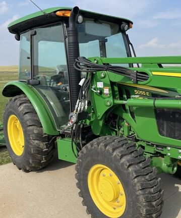 2021 John Deere 5055E Equipment Image0