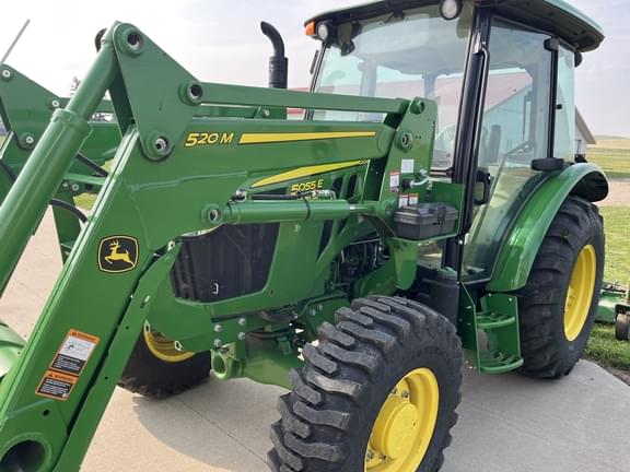 Image of John Deere 5055E equipment image 2